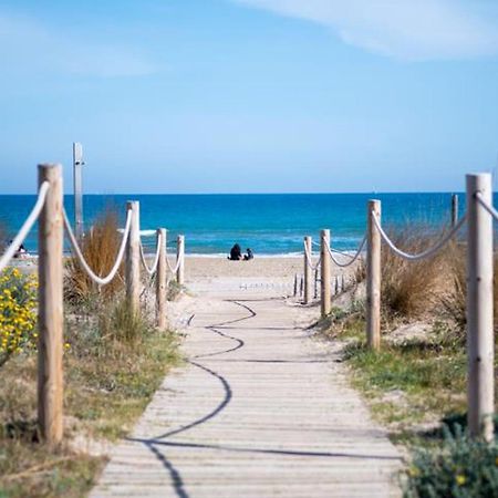 New Beside Sitges With Pool Beside Beach Vilanova i la Geltrú Exterior photo