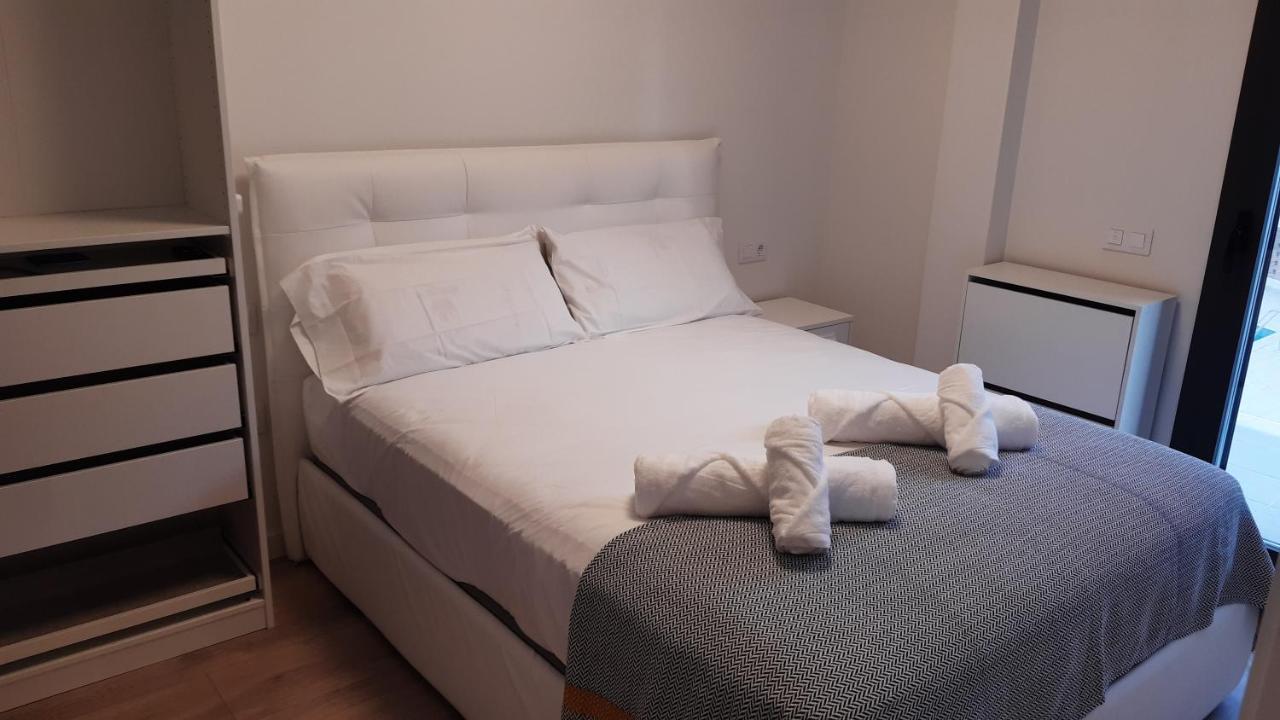 New Beside Sitges With Pool Beside Beach Vilanova i la Geltrú Exterior photo