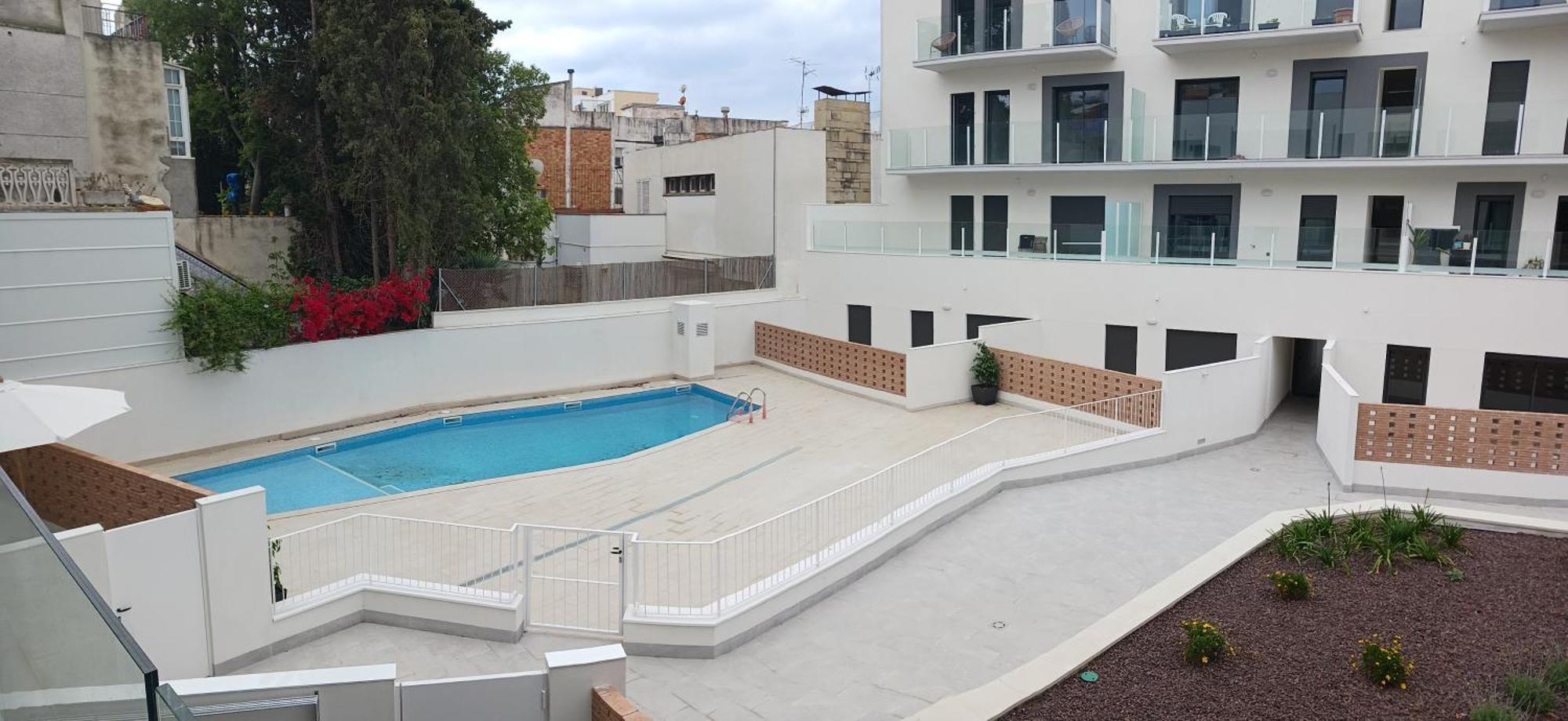 New Beside Sitges With Pool Beside Beach Vilanova i la Geltrú Exterior photo